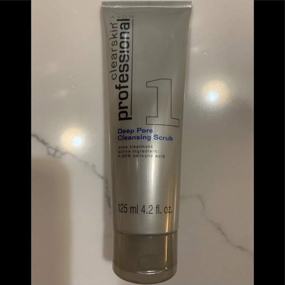 4-Avon Clearskin Professional Deep Pore Cleansing Scrub - Picture 4 of 5
